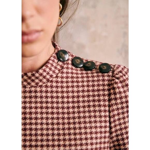 Sezane Erza Burgundy Mini Houndstooth Wool Button Shoulder Mini Dress EU 34 US 2 - Picture 2 of 10